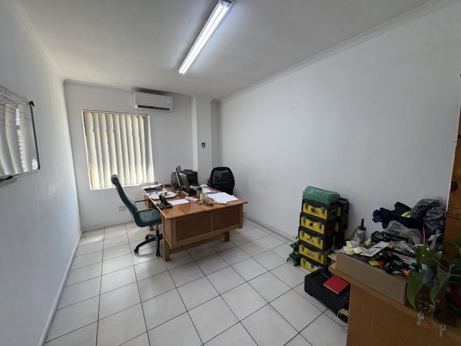 To Let Commercial Property for Rent in Montague Gardens Western Cape